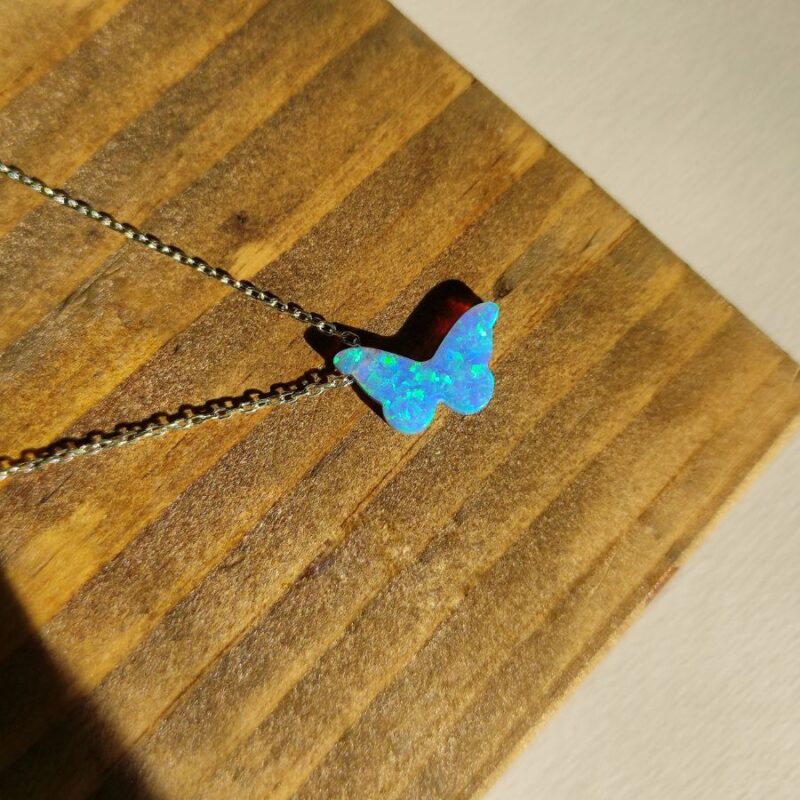 گردنبند اوپال پروانه - آبی روشن